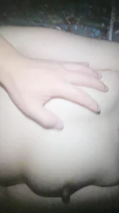 （原创）老婆的骚逼太舒服了，插进去就想射，还骂我是废物！